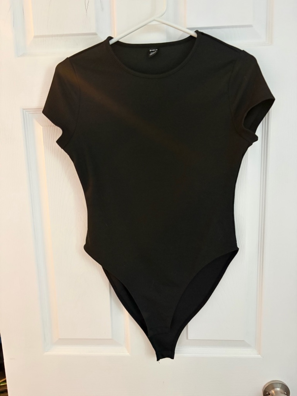 SHEIN Black Ribbed Short-Sleeve Kids One-Piece Bodysuit